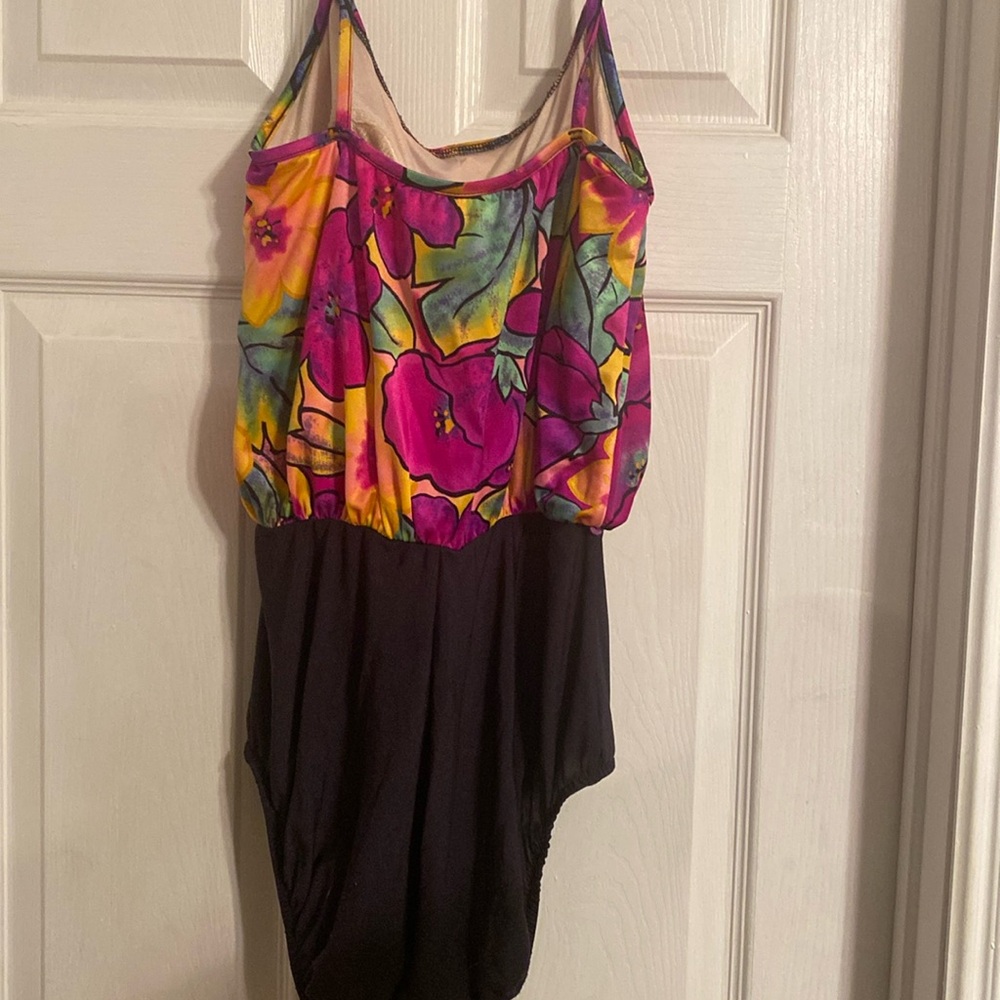 Slim Allure swimsuit Medium